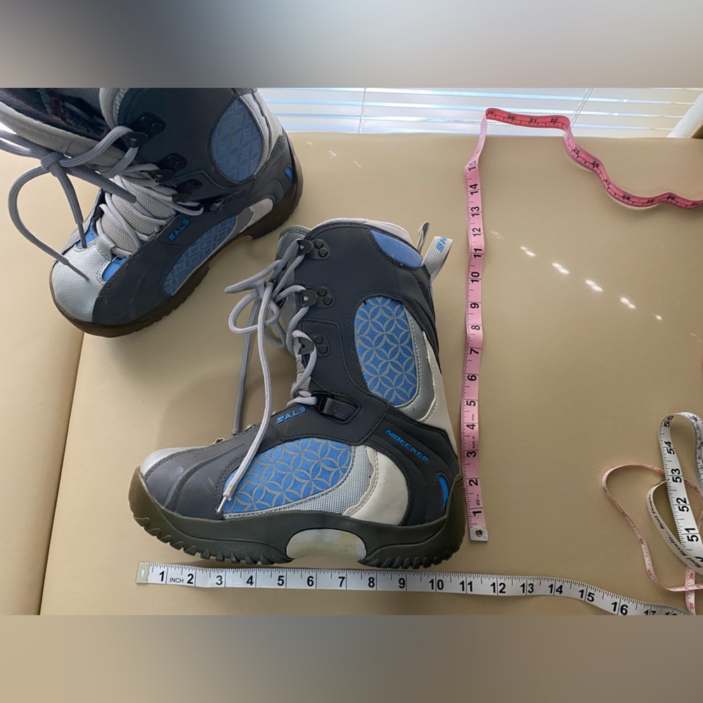 Nidecker snowboard boots- women’s - Picture 9 of 11